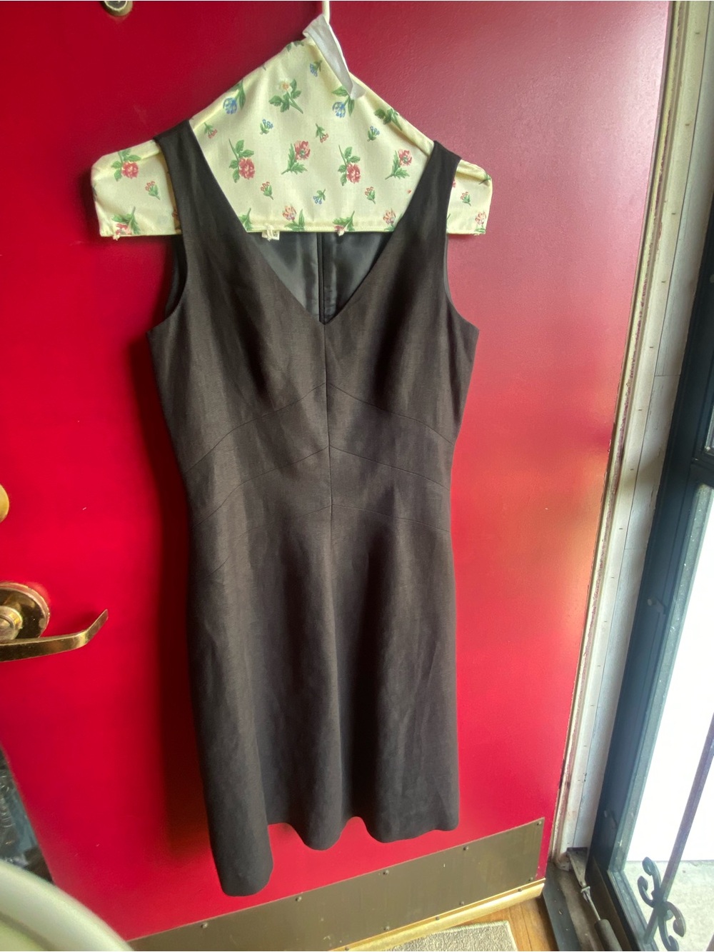 Talbots Black Sleeveless 100% linen Sheath with slight a-line dress 4 petite